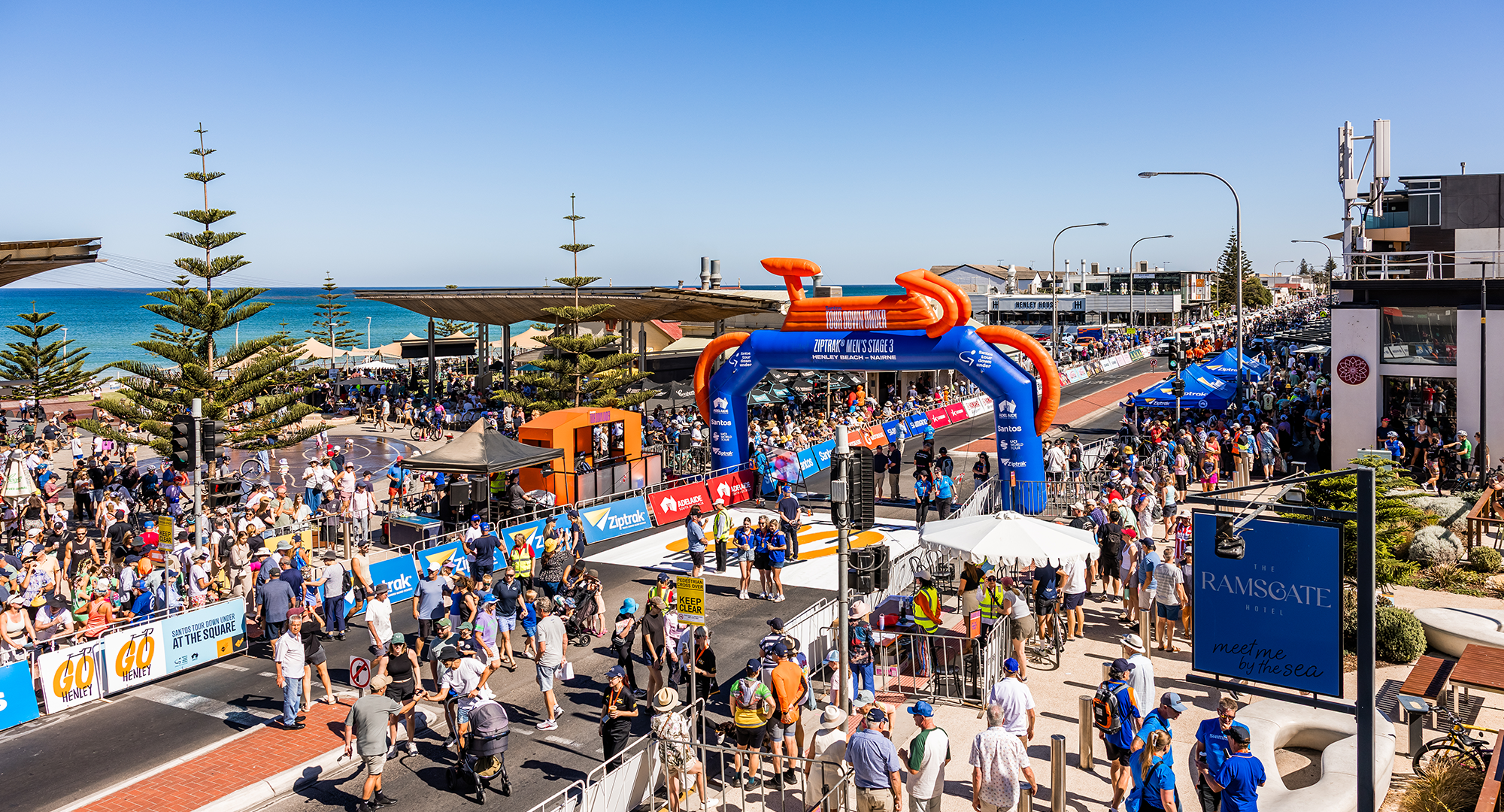 2000X1080 Henley Fan Festival